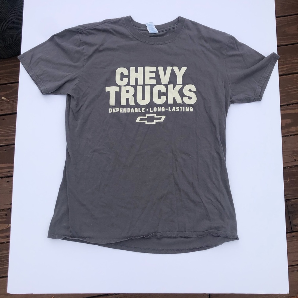 Gildan short sleeved Chevy shirt, men’s extra large